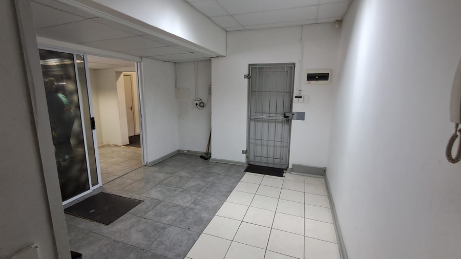 To Let commercial Property for Rent in Vincent Eastern Cape